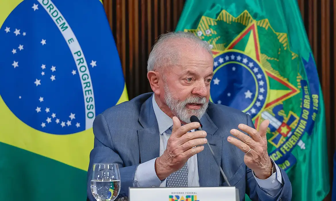 Lula e líderes da América Latina e Europa se unem em defesa da democracia e enfrentam pressão de Trump