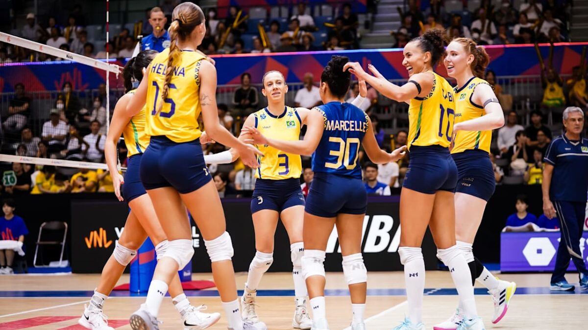 Brasil brilha no vôlei feminino e avança às semifinais em duas frentes: VNL e Universíade 2025