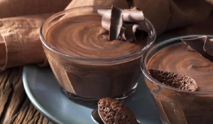 Mousse de Chocolate Supremo com Flor de Sal: O Sabor de Apaixonar